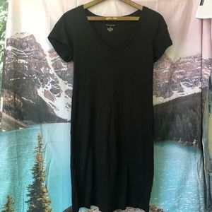 T-shirt dress